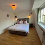 Hotel Pastis