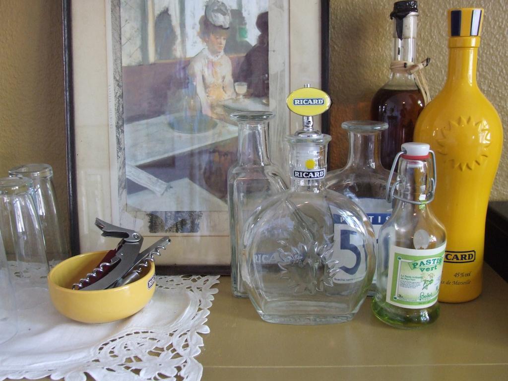 Hotel Logis Pastis 2*